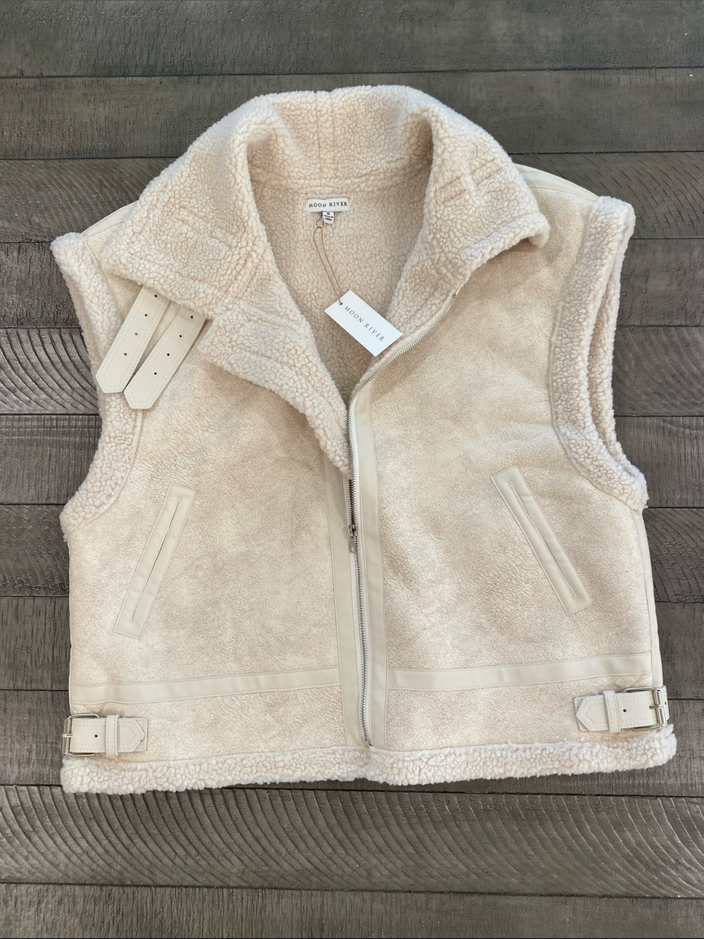 Moon River Cream Faux-Shearling Zip Front Vest